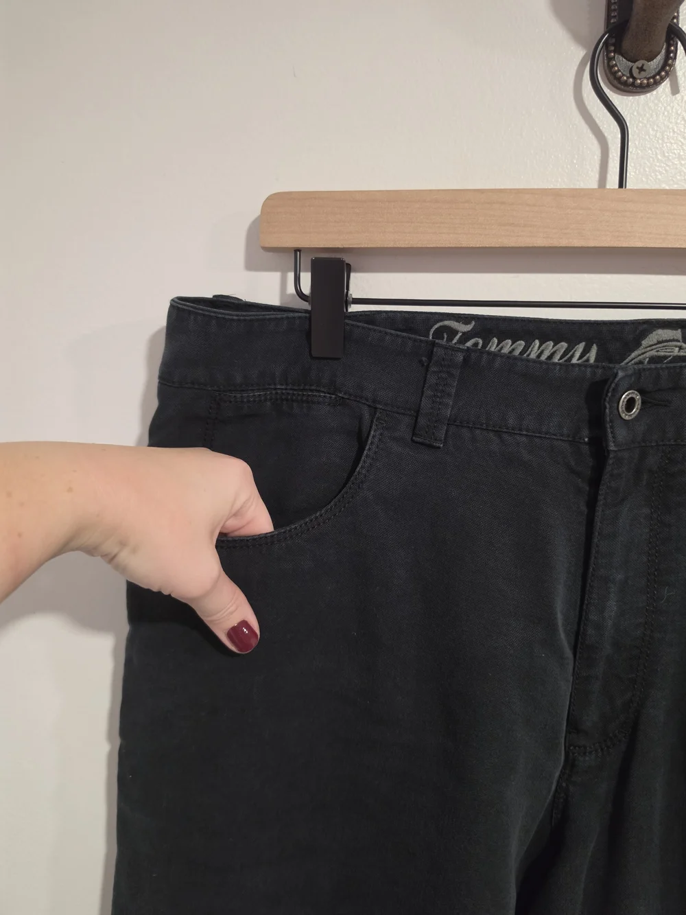 Tommy Bahama Men's Black Relaxed Fit Tencel Cotton Blend Pants Size 35x30